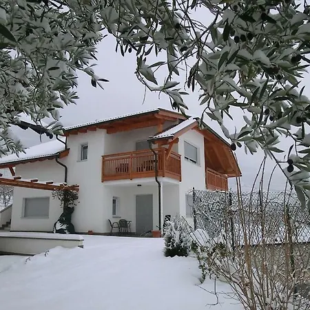 Unterstoan Hof Termeno